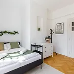 Appartement Historic Charm In Bratislava