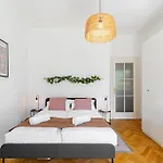 Appartement Historic Charm In *