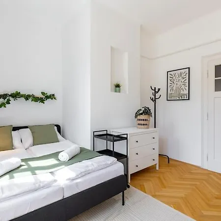 Appartamento Historic Charm In Bratislava