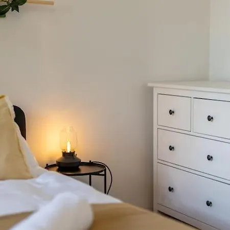 Historic Charm In Apartmán *