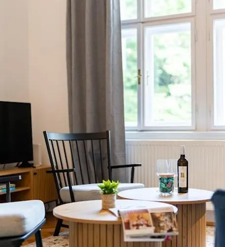 Historic Charm In Apartmán Bratislava