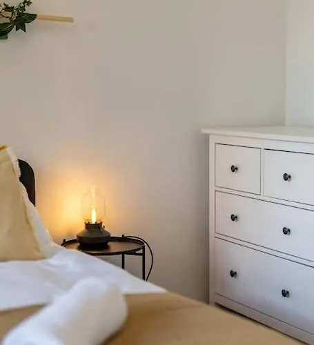 Historic Charm In Apartmán *